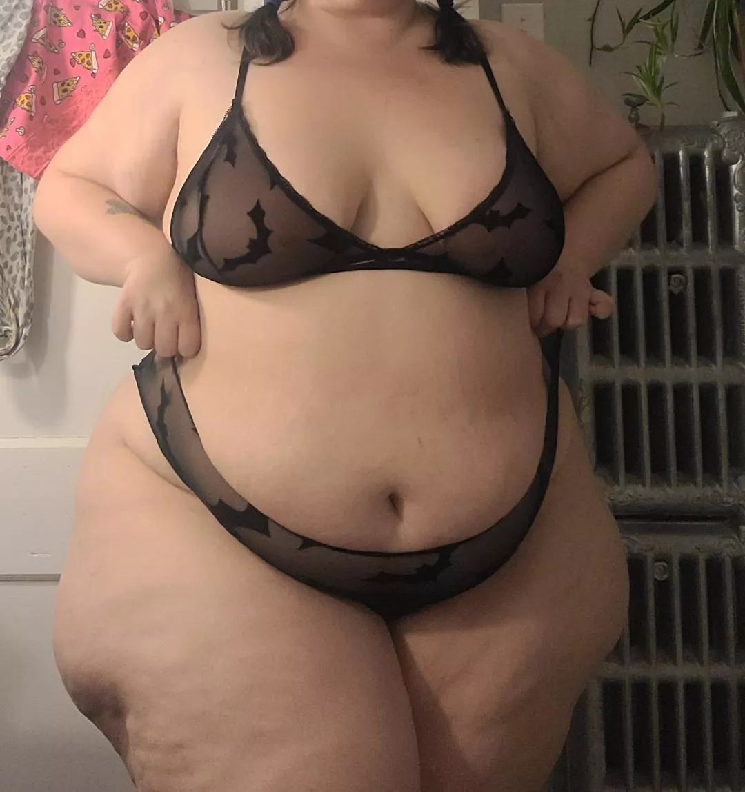 Spooky sexy cellulite 👻