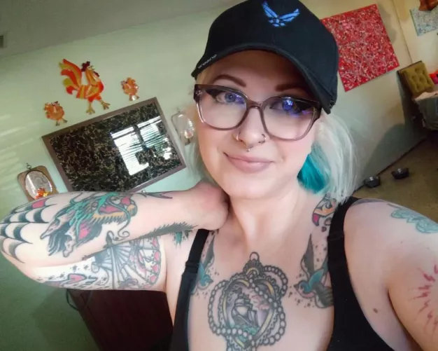 stand by your man 🖤