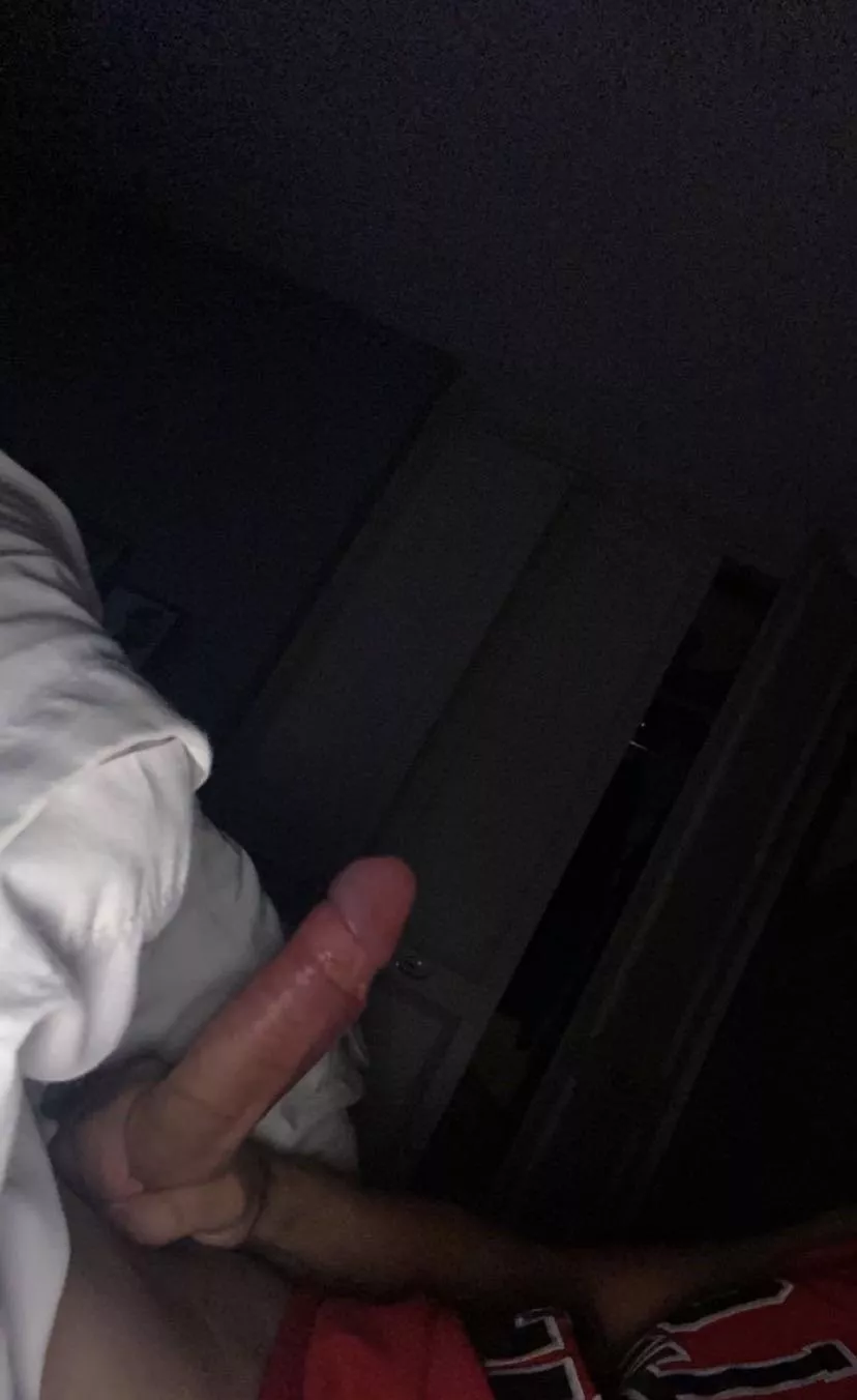 Staying in on a Friday, dm me!😁 (21)