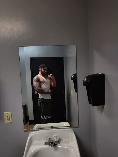 still keeping it pg😌💯aint gotta flash dick to show tats