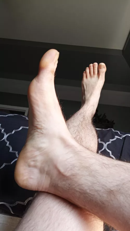 straight feet 🔥 free trial to next 10 subs 💰 custom content on request