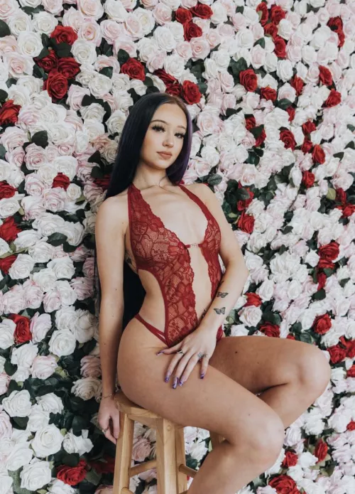 sub to my only fans to see this come off, it’s free😋 running a 50% off sale to join my VIP as well which includes even more exclusive content and personalized photos(: link in comments