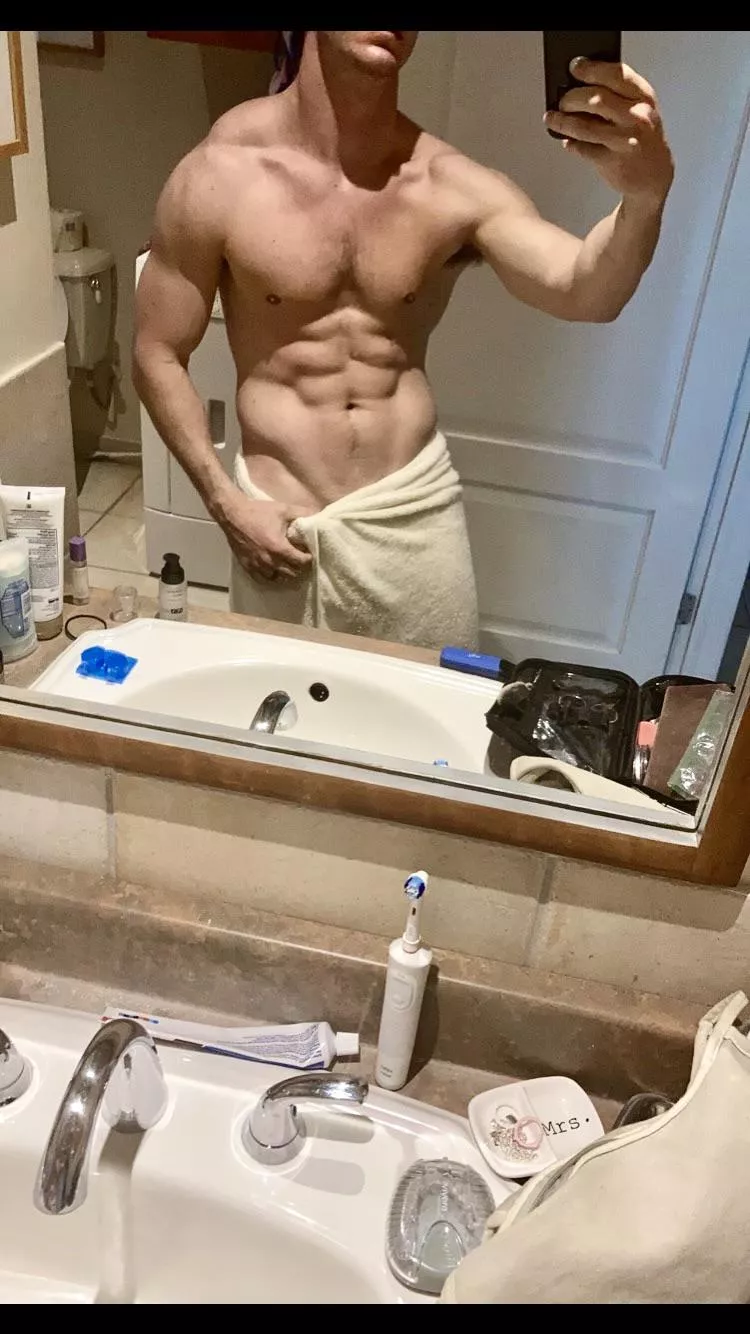 Suck me off before we go back to the beach? Suck me off before we go back to the beach?