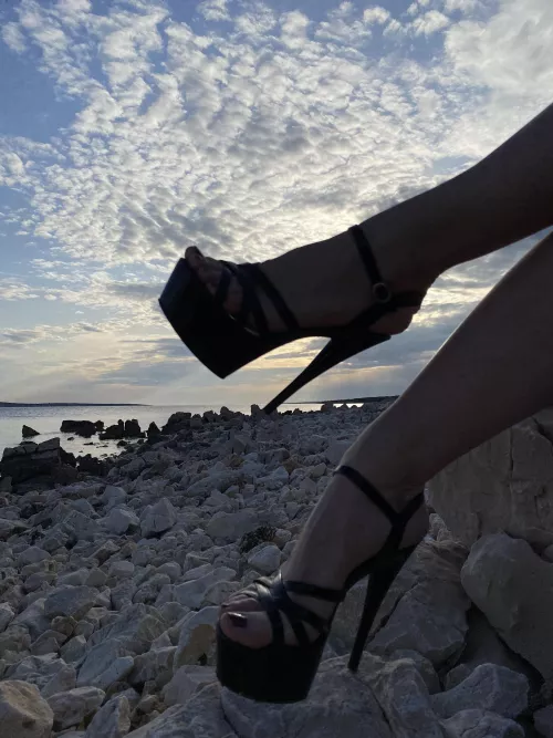 Sunset heels