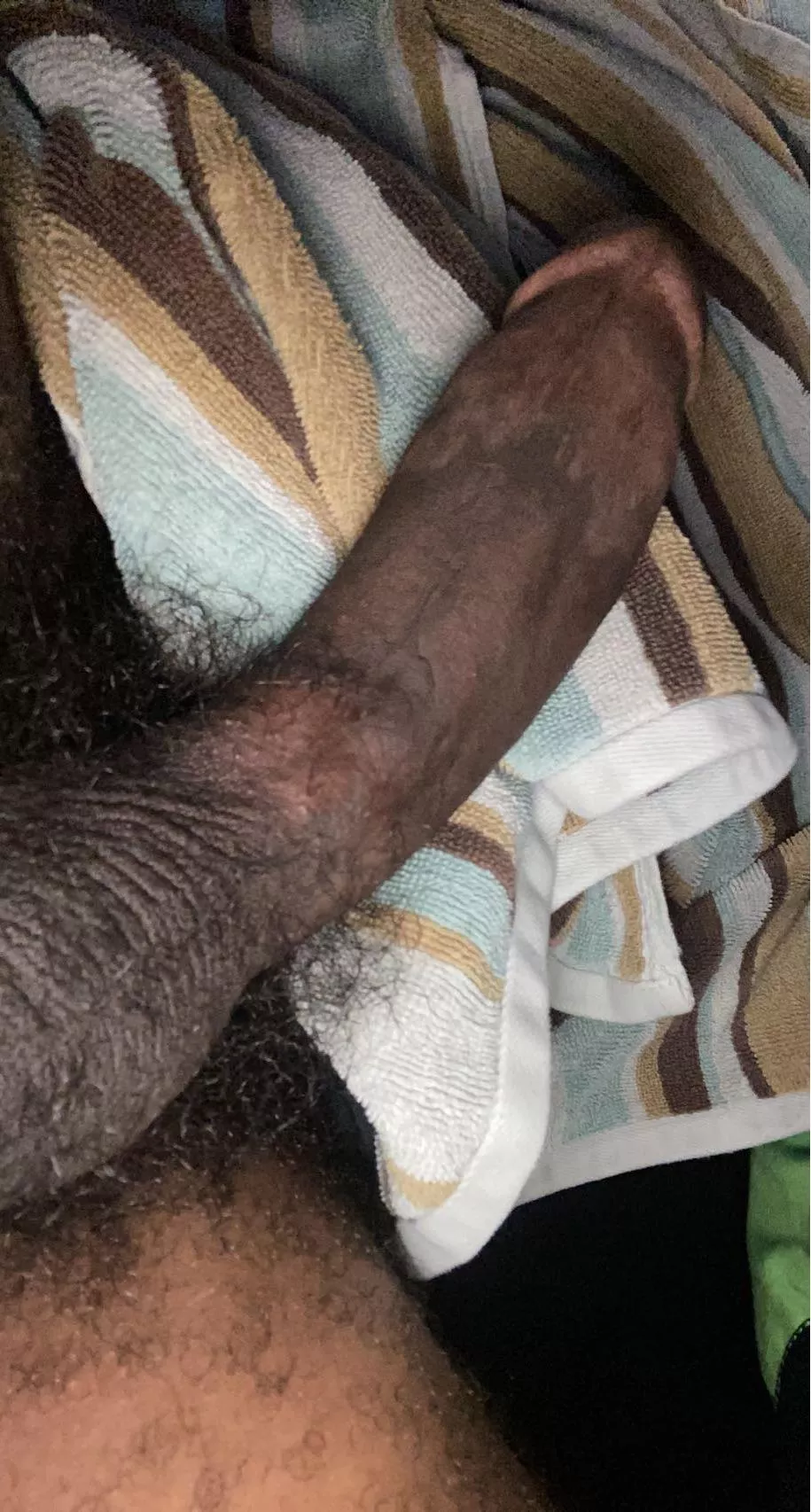 Super horny Anyone want to watch me stroke myself on Snapchat add me : Horn_b21