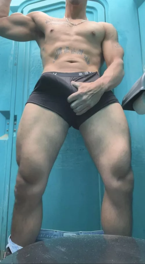 Super horny at work. Like always :)