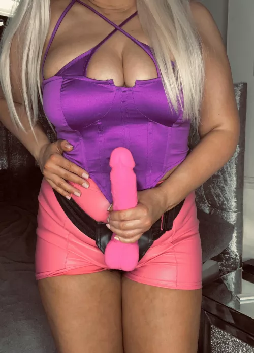 Sweet like candy, bet you’d do just about anything for a taste