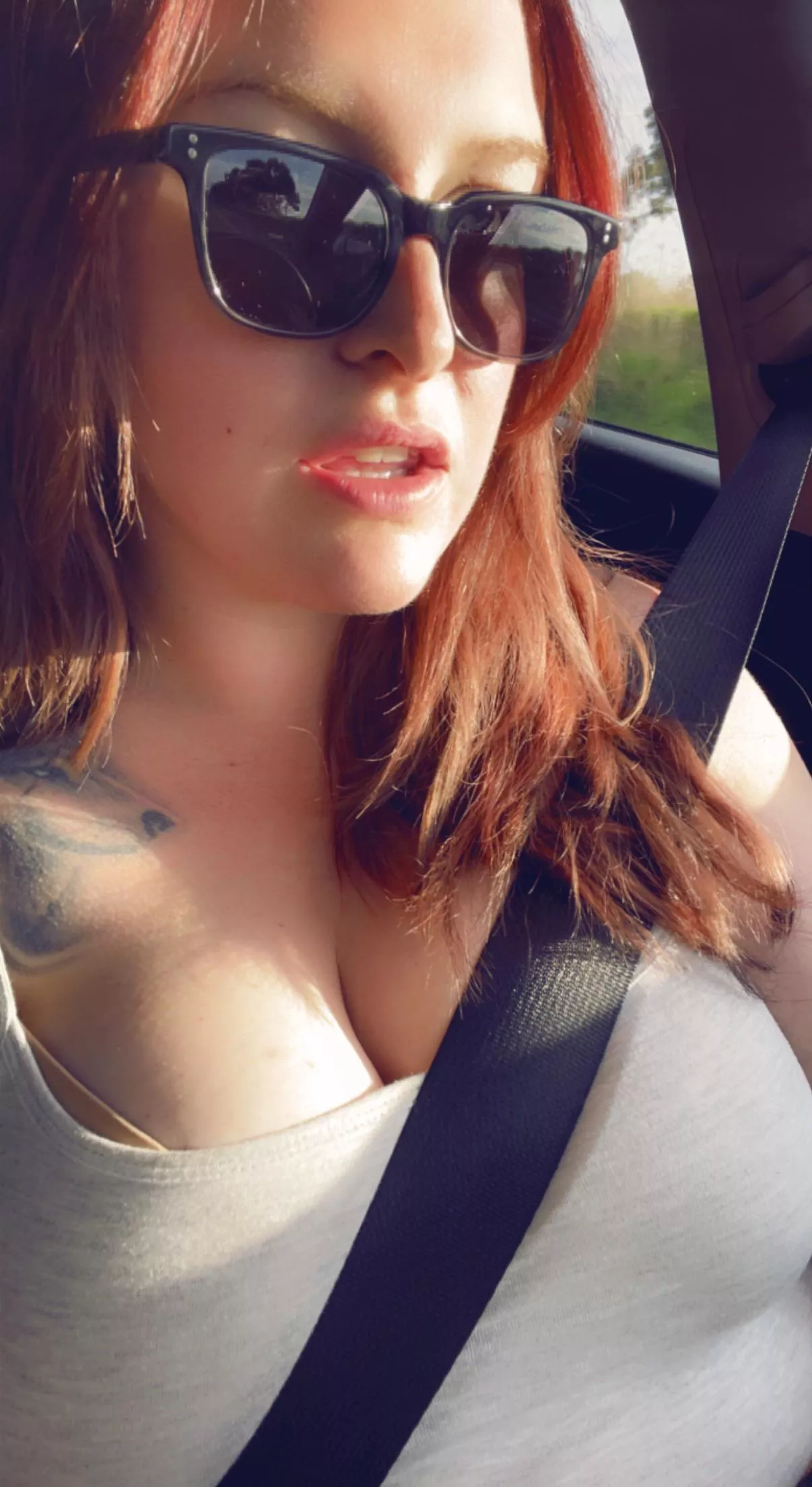 Tank tops 3 sizes too big to fit these milf titties. 🤫