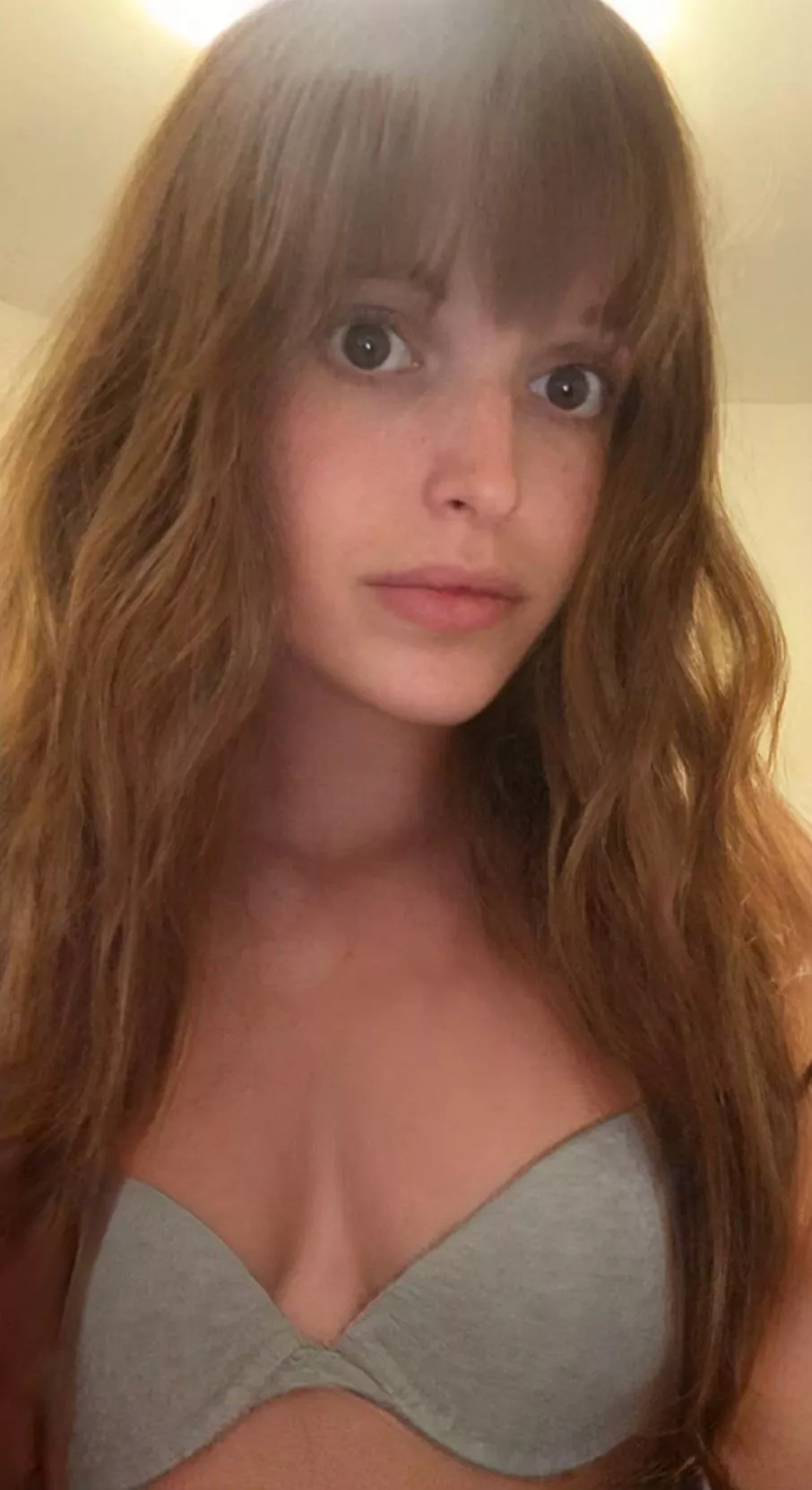 Teen translesbian virgin here, would love to chat with anyone🤗❤️