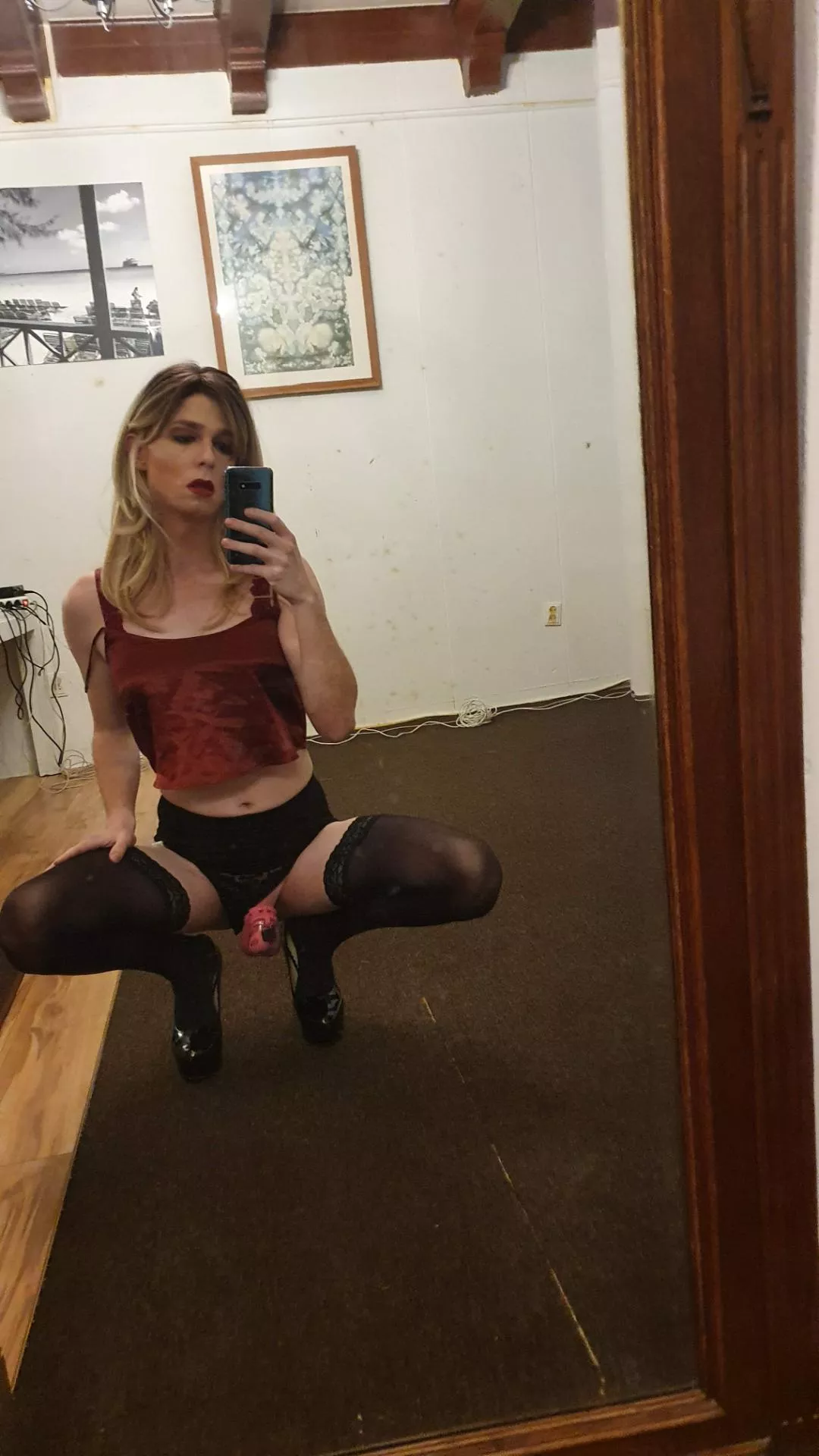 Tell me all the things you would do to me if you were here🥵