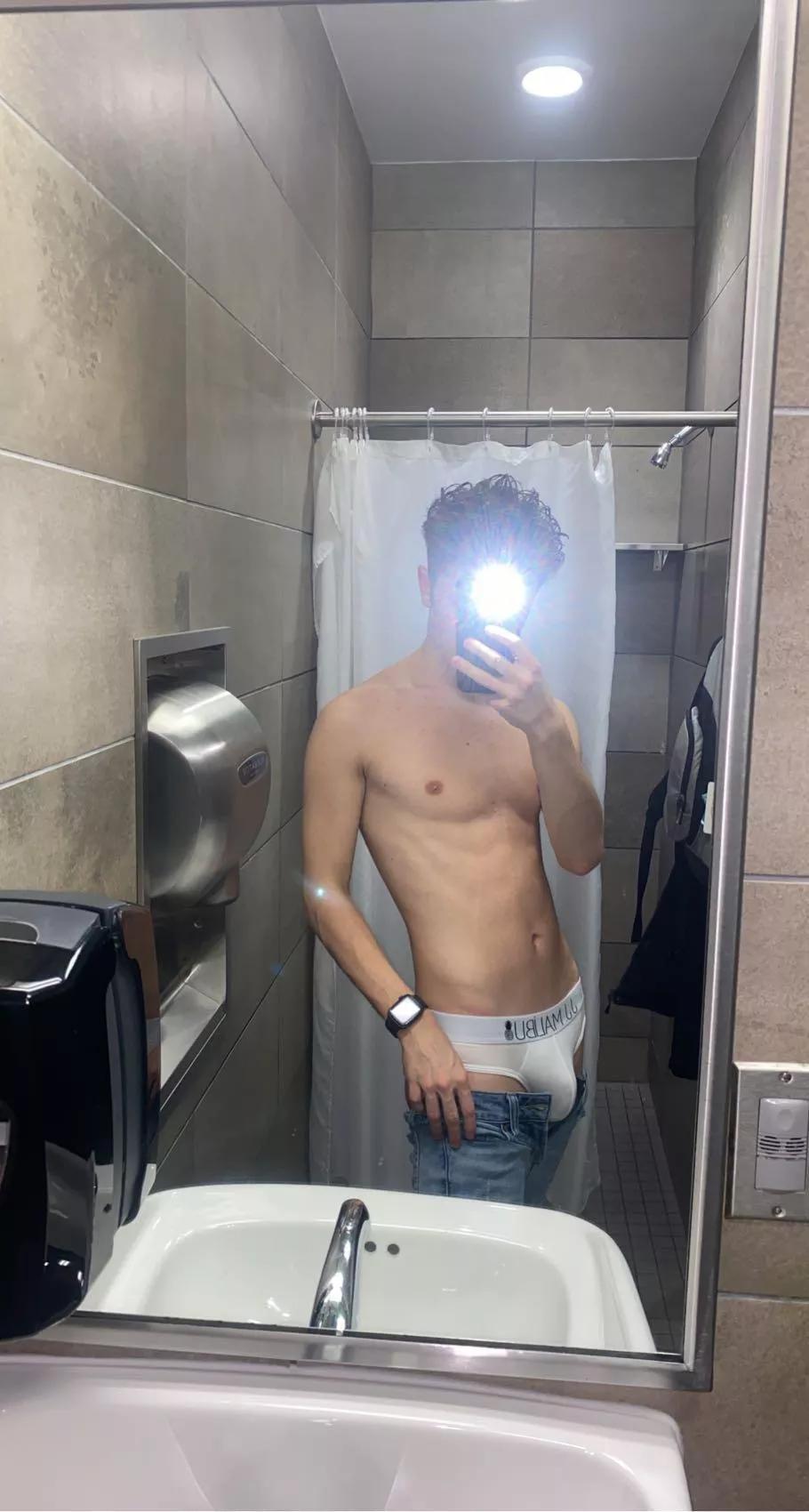 that magic in your pants? it's making me blush 🙊 😏