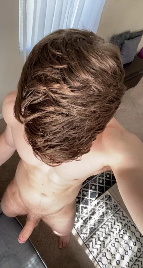 The gym bros love when I get naked in the locker room