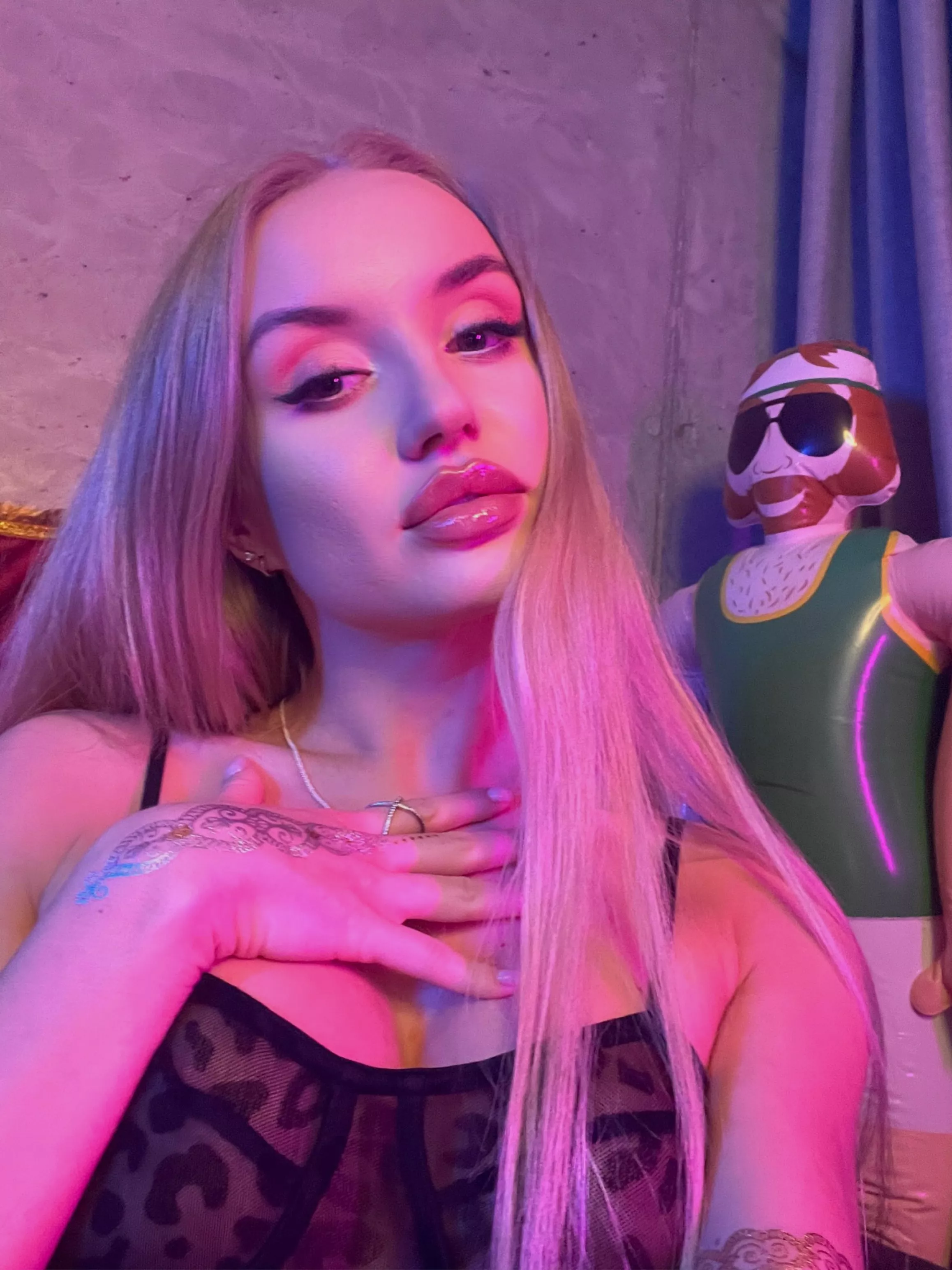 These boobs want an oil massage