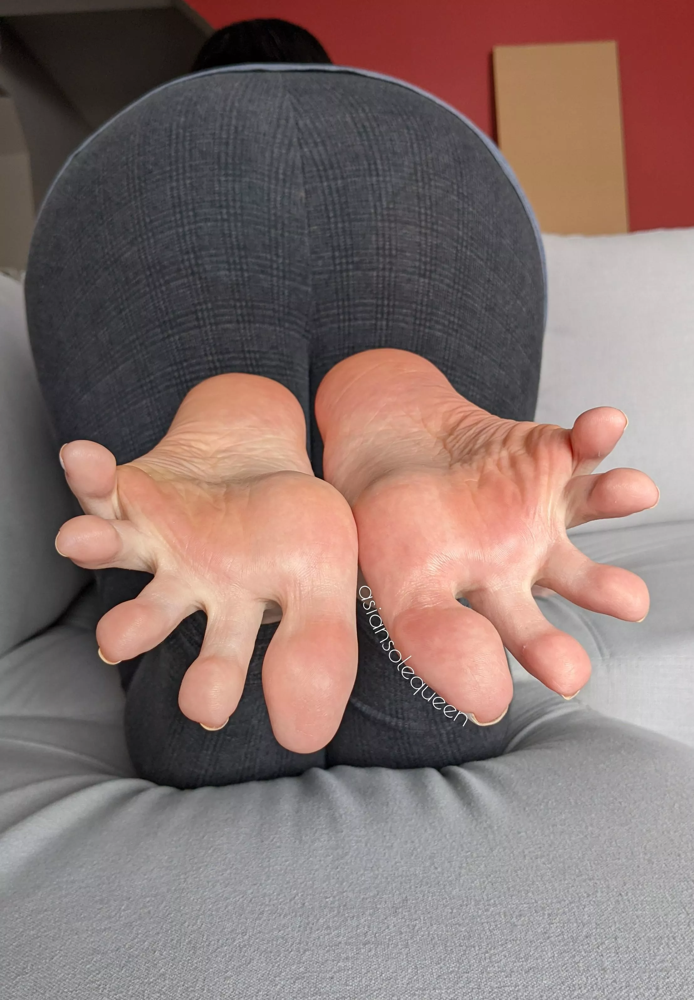 These size 9 soles are perfect for catching things 😉