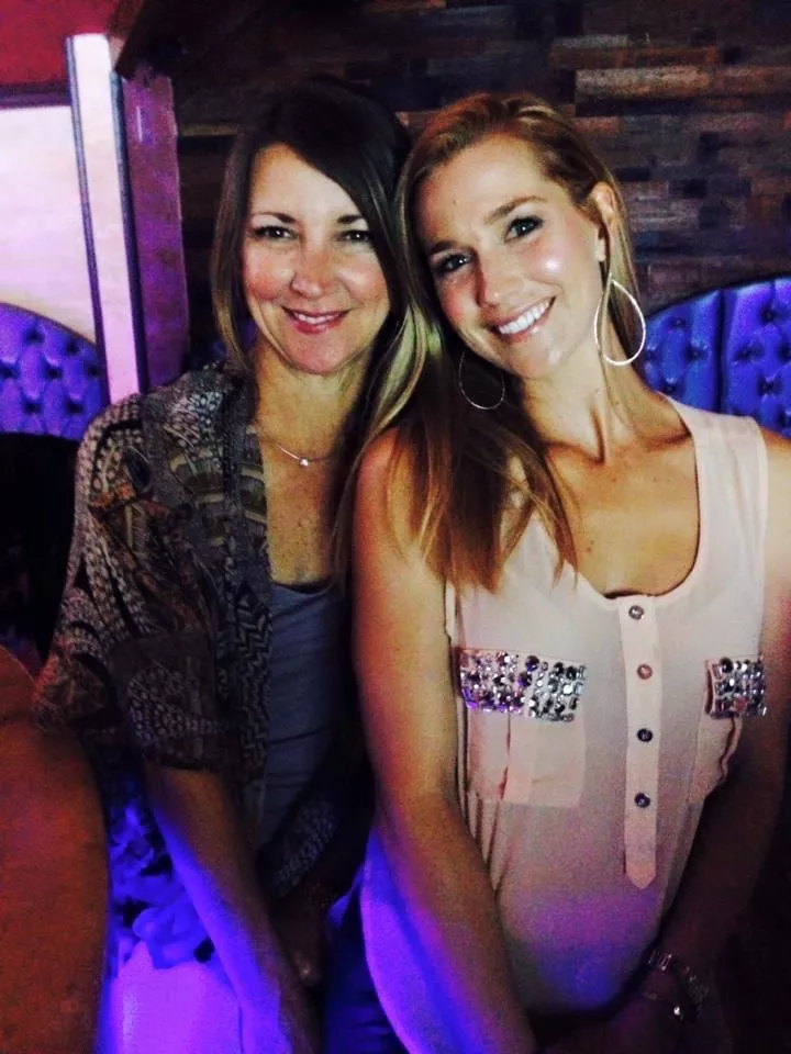 They look like they’re twins