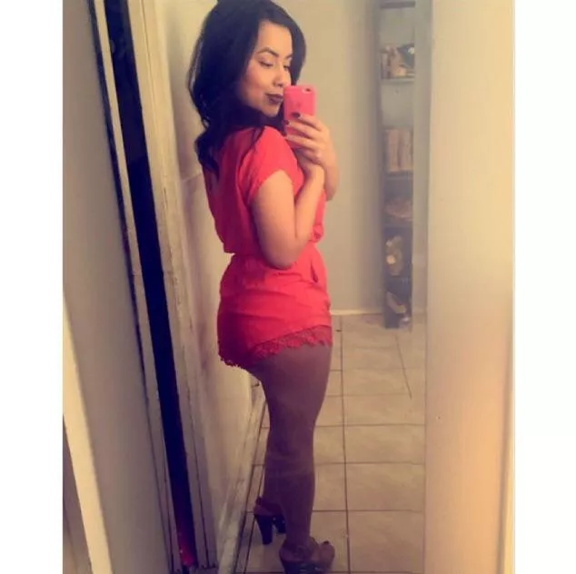 Thicc border bunny going out tonight to tease White cock in front of brown boys Thicc border bunny going out tonight to tease White cock in front of brown boys
