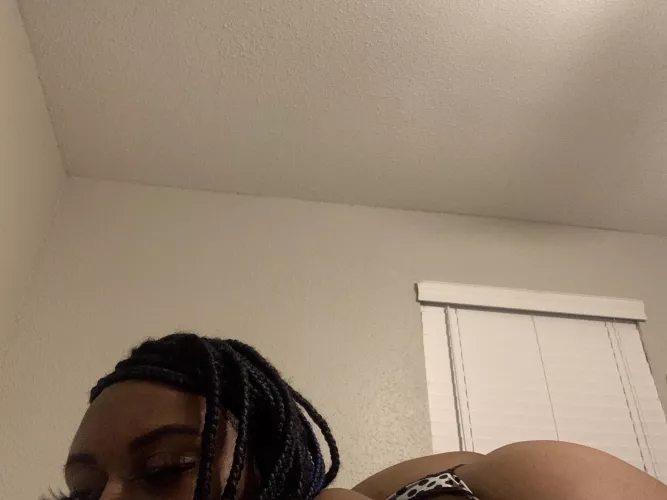 thick ebony babe