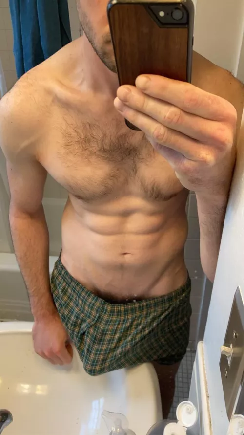 Thinking of making myself late to work because of you 😏 wanna play a bit?