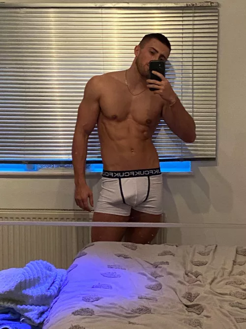 This bulge good enough?😈