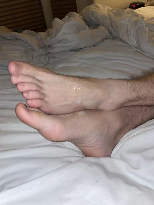 This is how daddy lets me know I’ve done a good job 💦