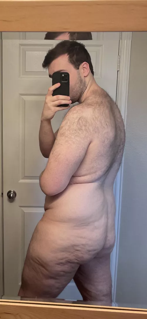 This is way out of my comfort zone, mainly because of cellulite. Enjoy regardless!