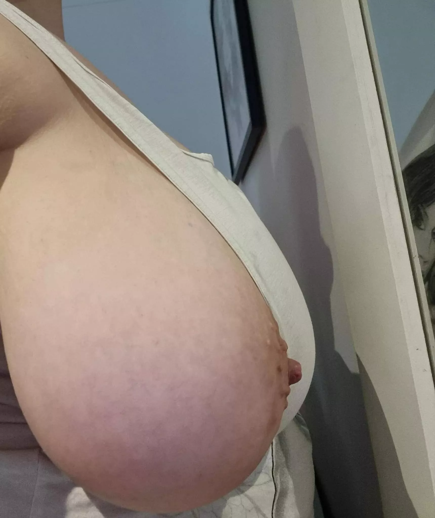 This rainy weather makes me want to stay in bed all day