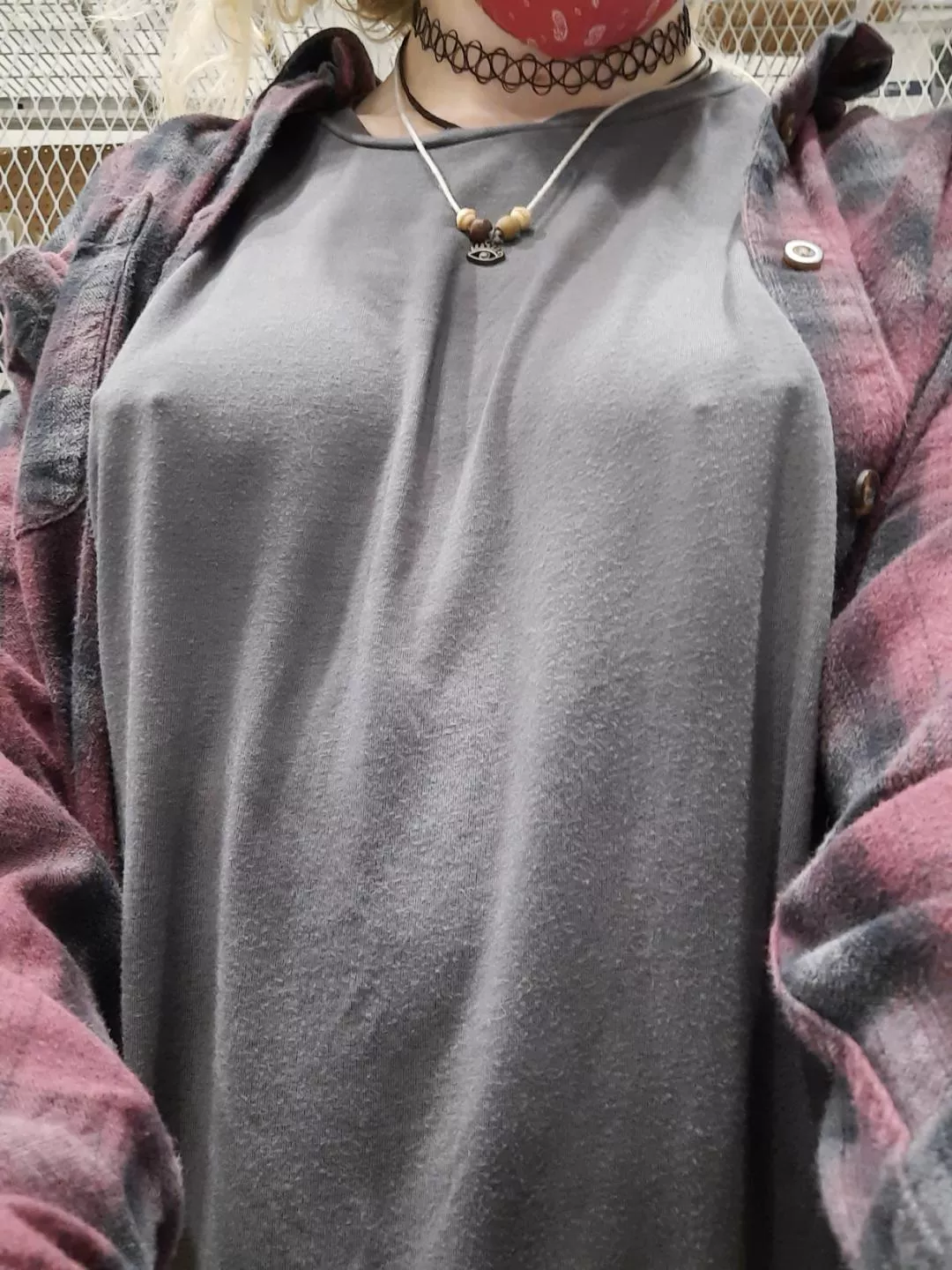 this shirt was made to be worn braless 💋