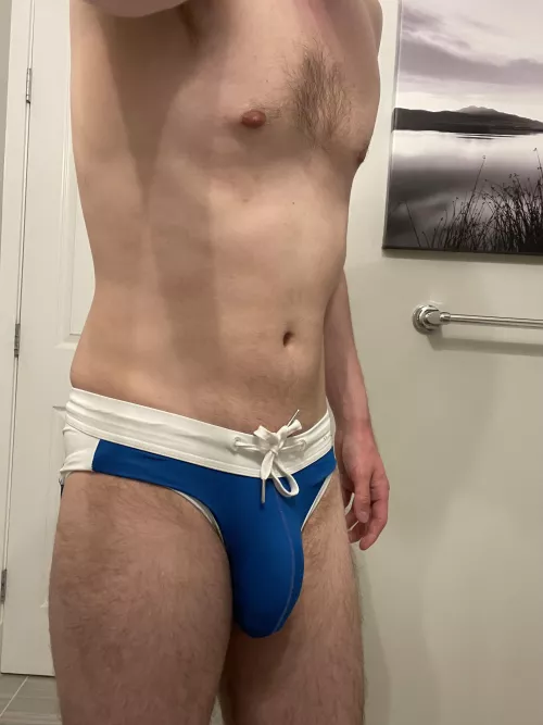 This speedo doesn’t leave much up for the imagination :P