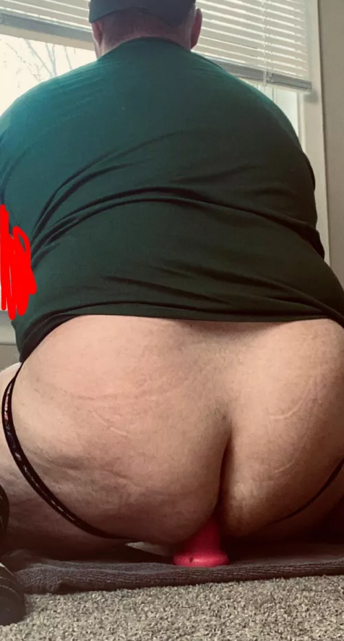 This thing is huge 🥵