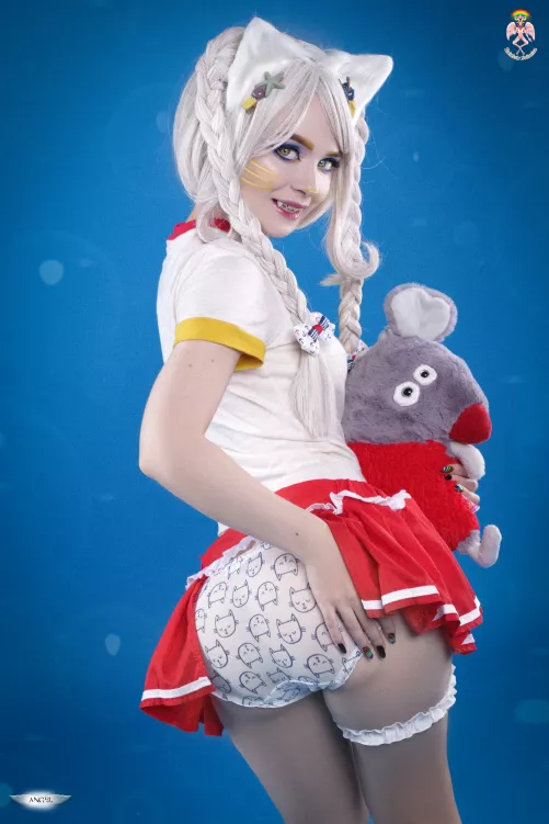 This time, it will be difficult for you to steal my panties 🙃