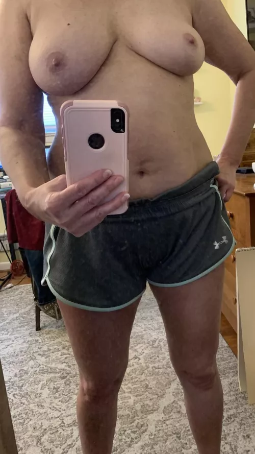 Time to make breakfast 🍳 how do you like your eggs?