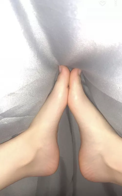 Tiny feet