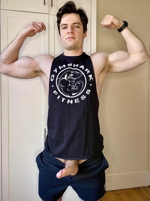 To the people at my gym, this is what it looks like: