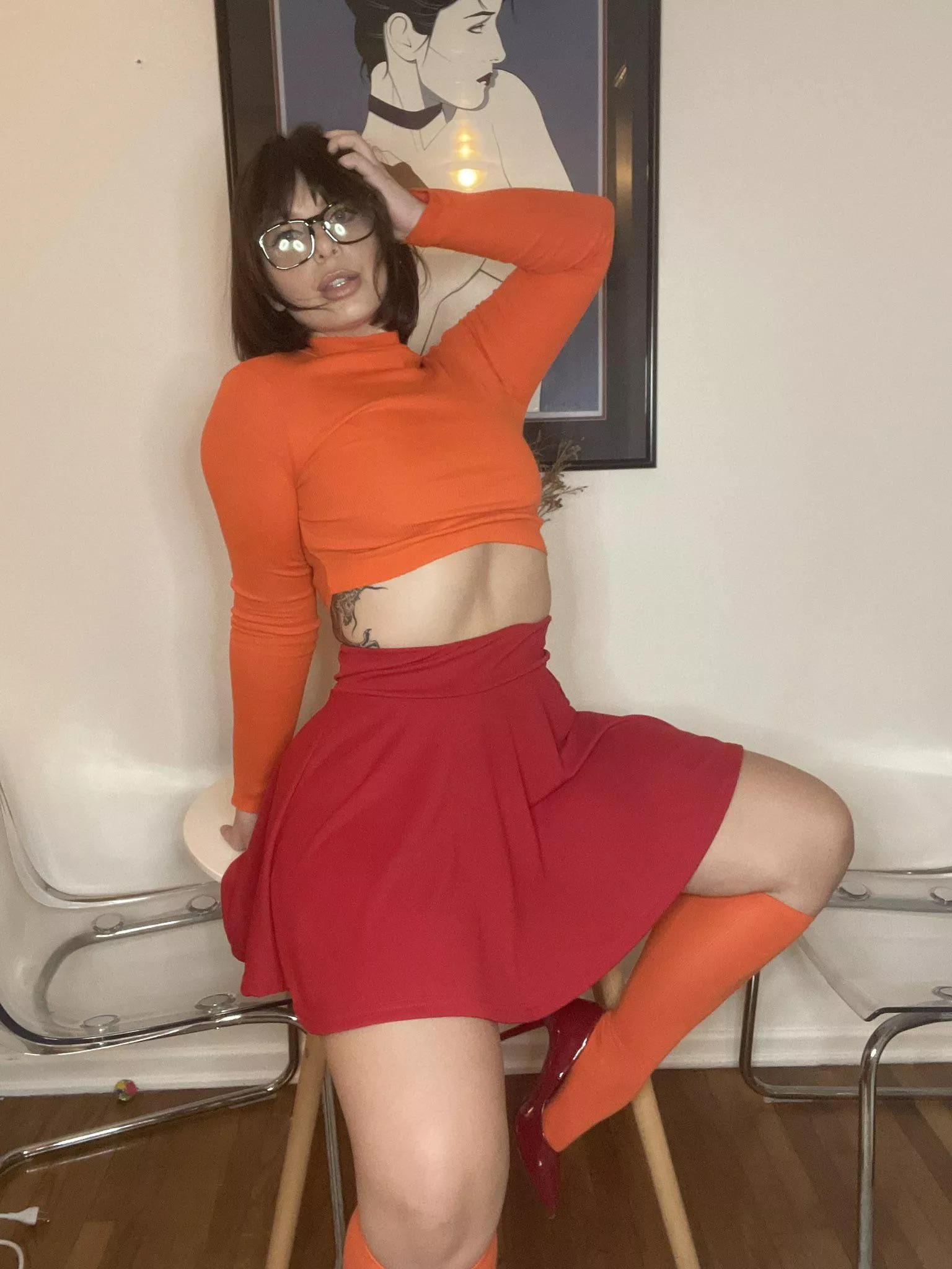 Today is Mother’s Day,be a good cuck come lick up this pussy and get caged!