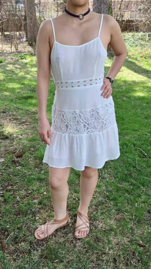 Today was grocery day! Decided to take this one by the parking lot since the store was packed.