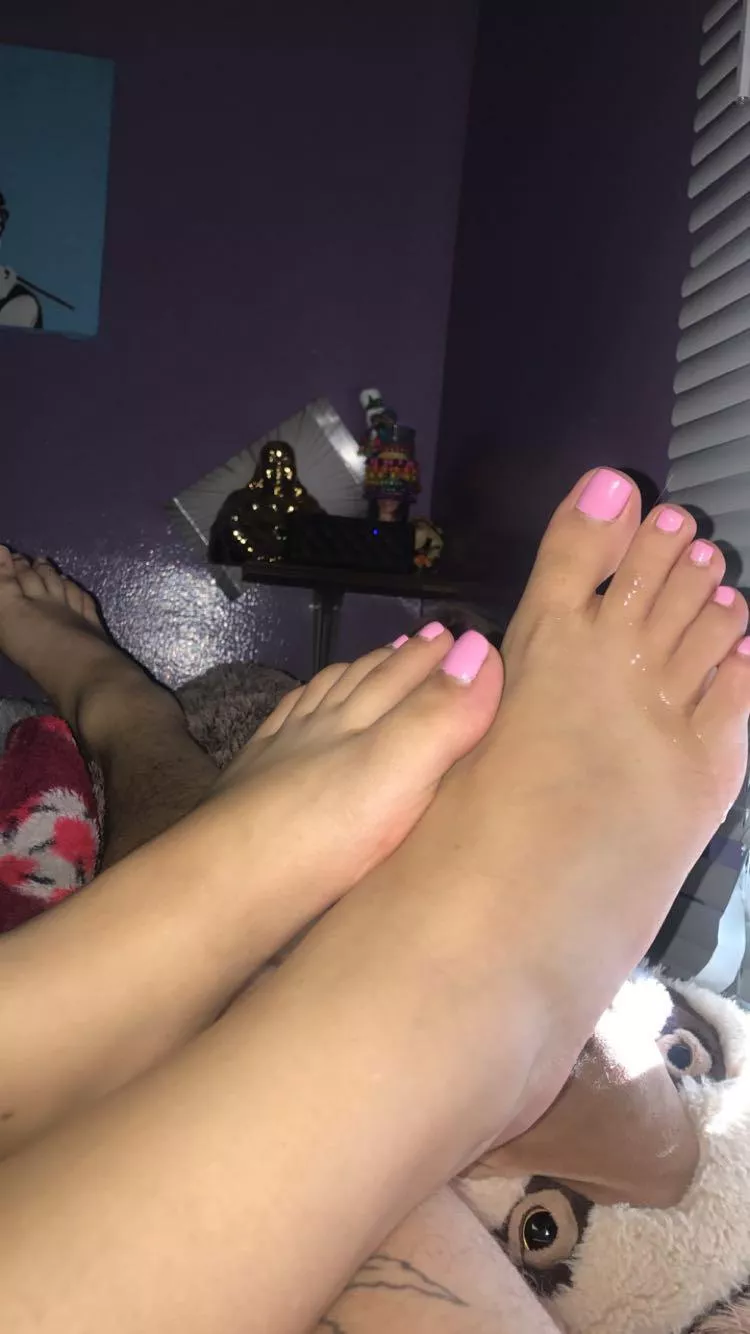 Toes