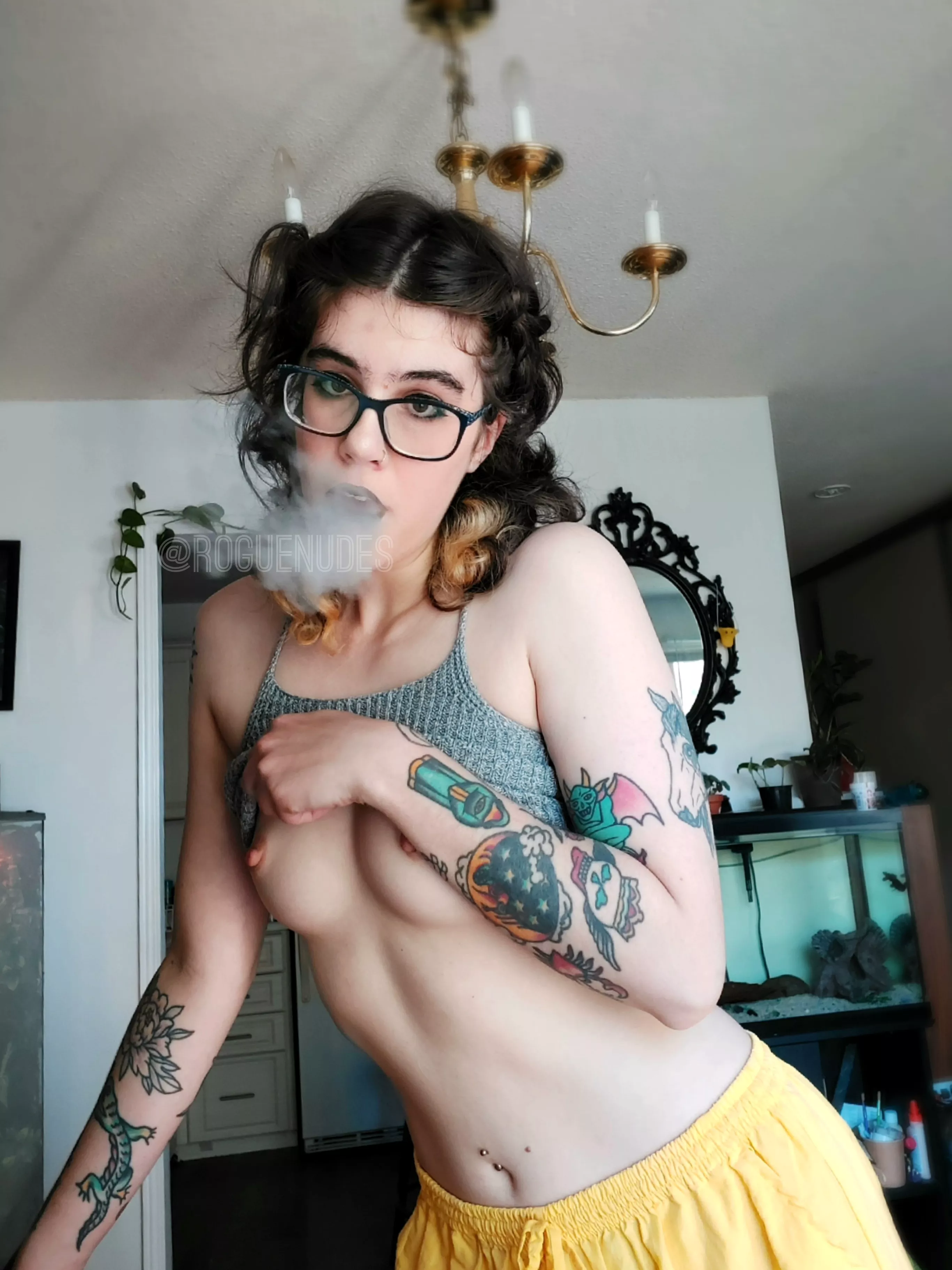 Toking cute or cutely toking?