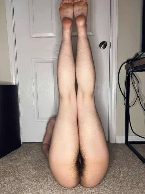 Toned and hairy.. are hairy legs hot to you? π₯Ί