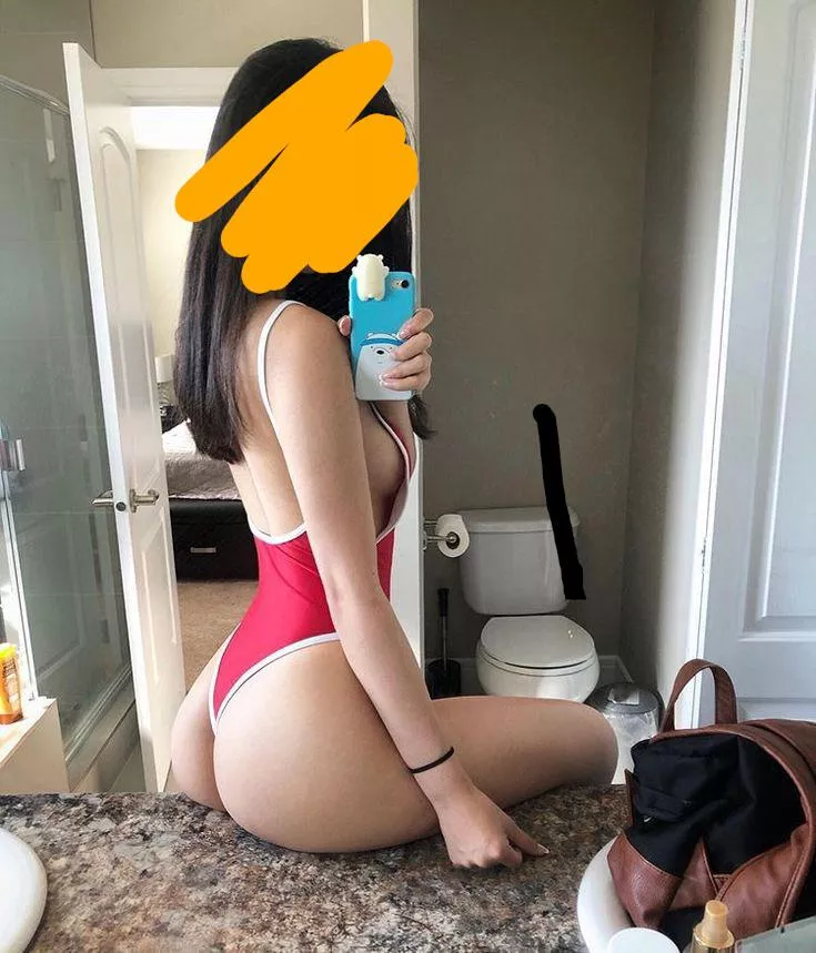 Too horny to sleep. Here’s a photo from earlier today