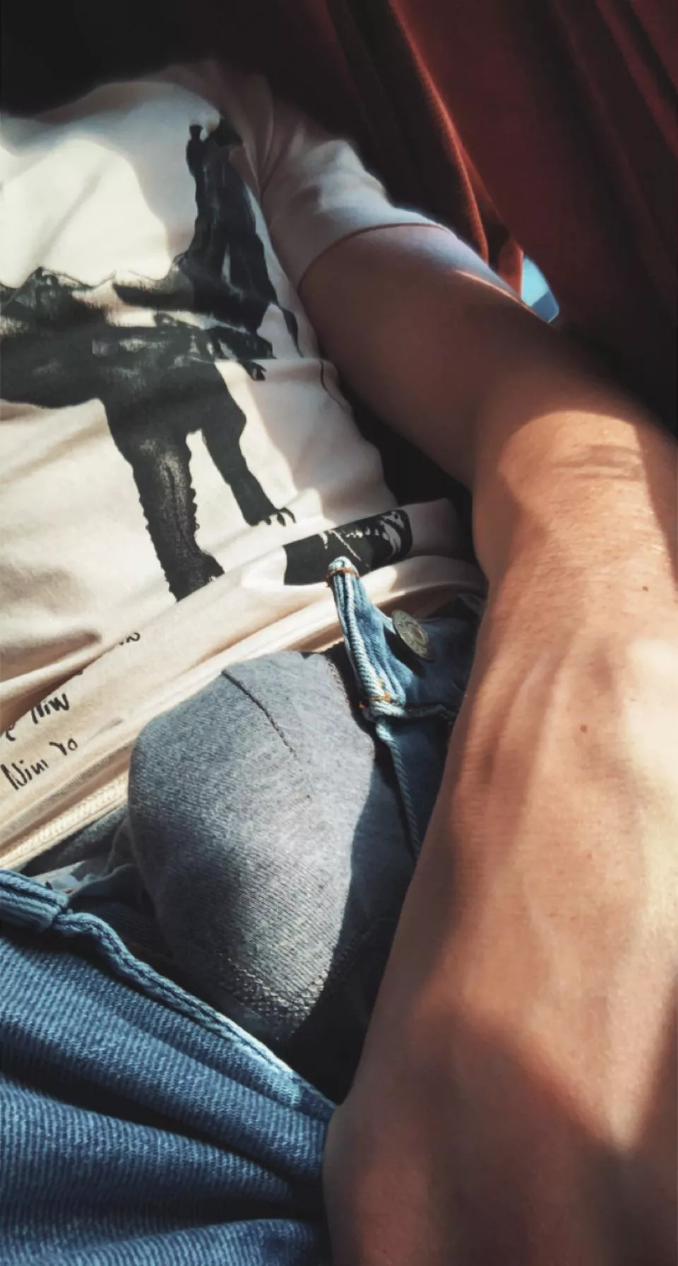 Took this on the bus… 😳. Hope this gets seen cause I risked a lot ;)