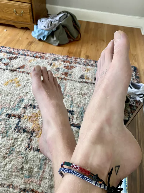 Tops made for kissing.