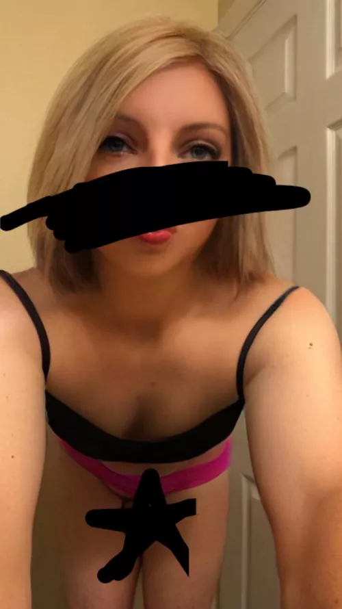Trib my femboy pic?