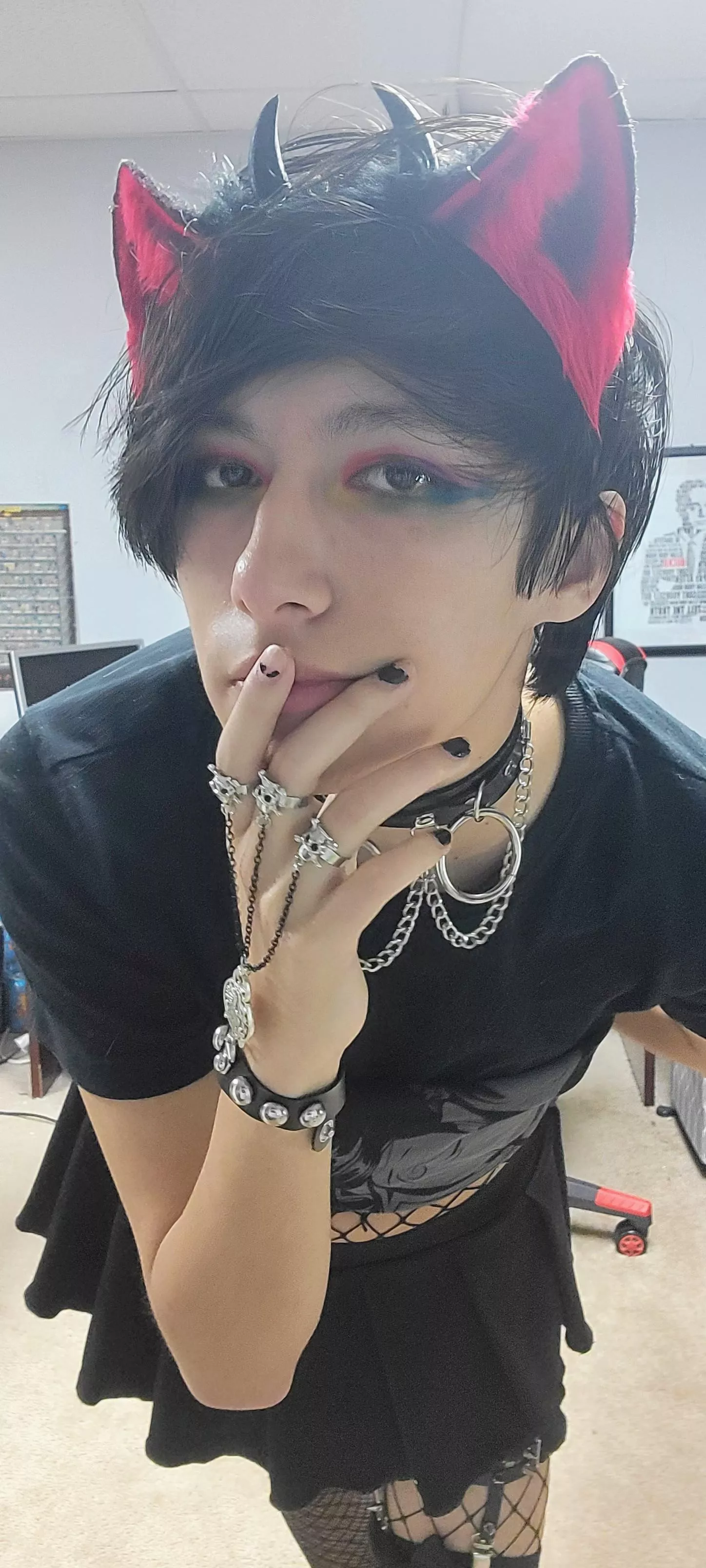 tried rainbow makeup for the first time ^w^