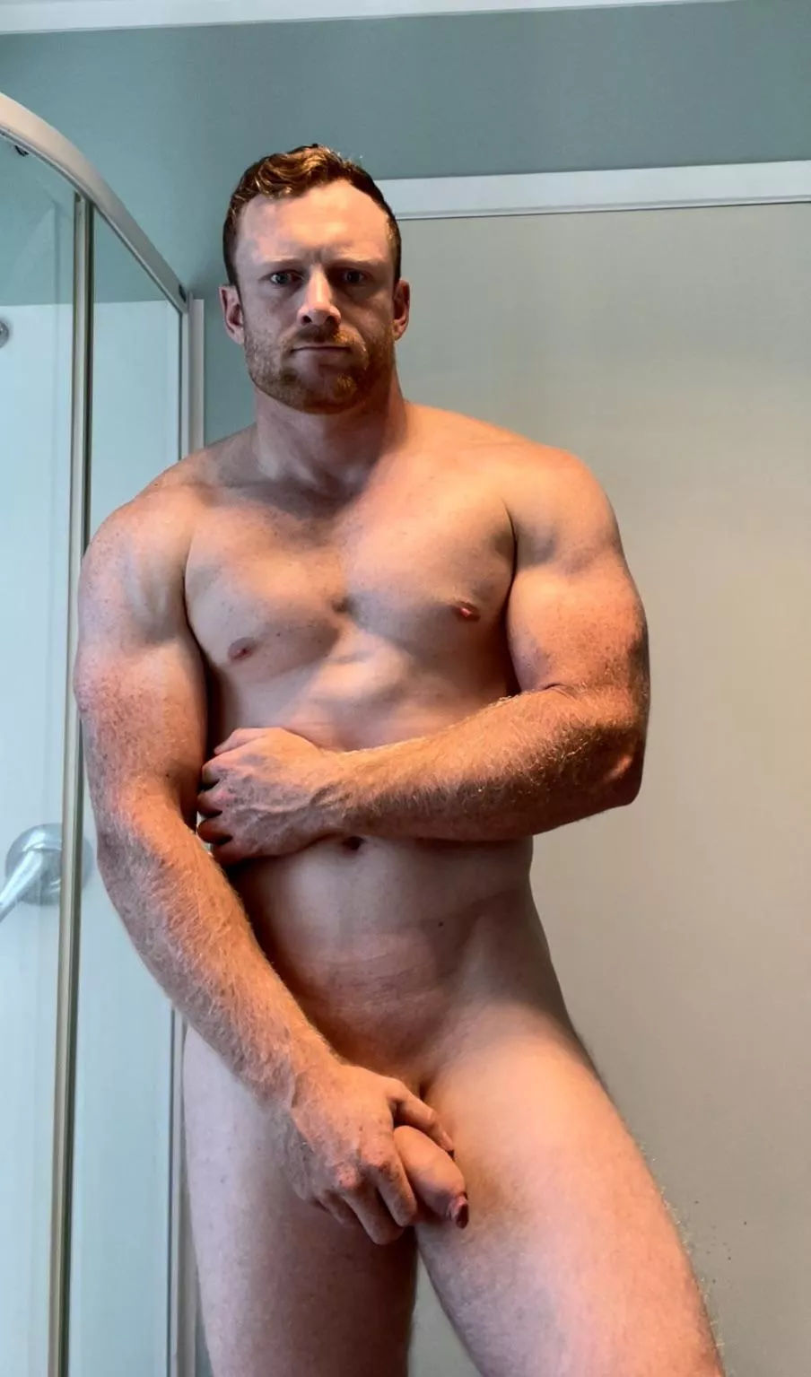 Trying new poses, open to suggestions ☺️