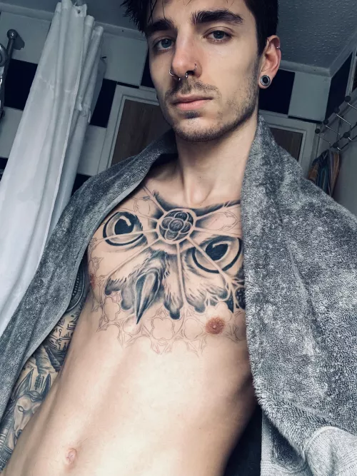 Trying to get noticed 🙈