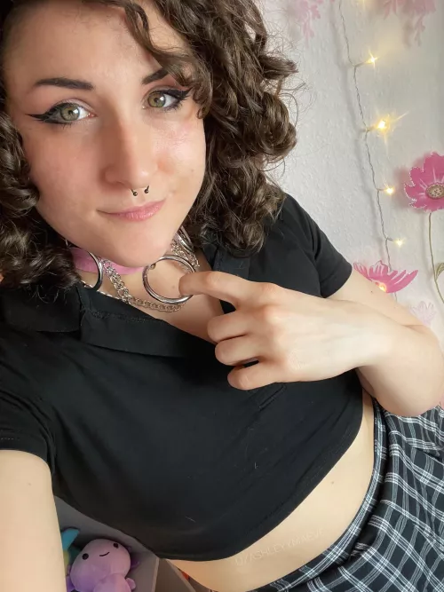 Tug on it…please? 🥺