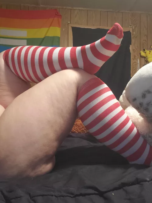 Turns out I have a lot of striped socks 😘