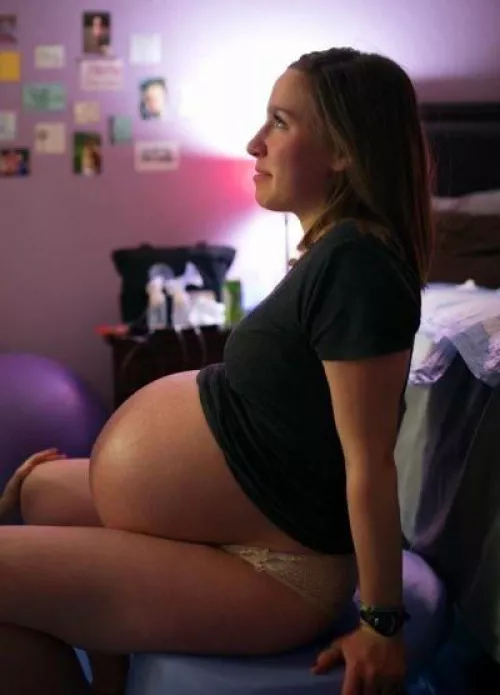 (Unknown) She’s ready for that massive load 💦