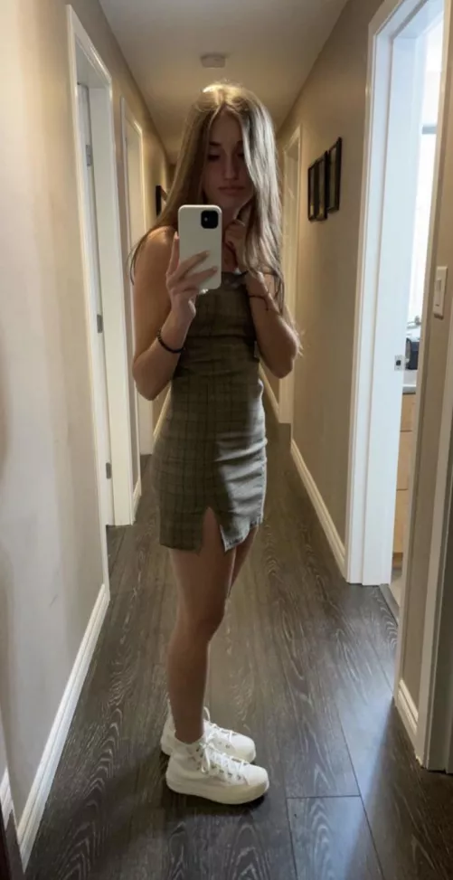 Upvote for a thong pic?