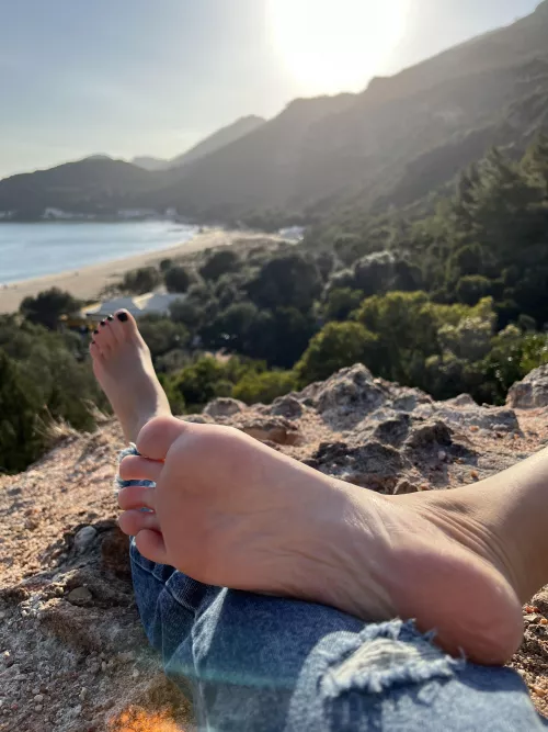 Use your tongue 😜